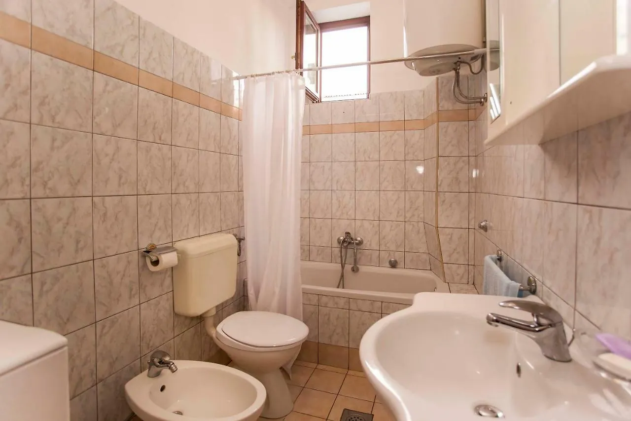 아파트 Emanuel Apartman 풀라